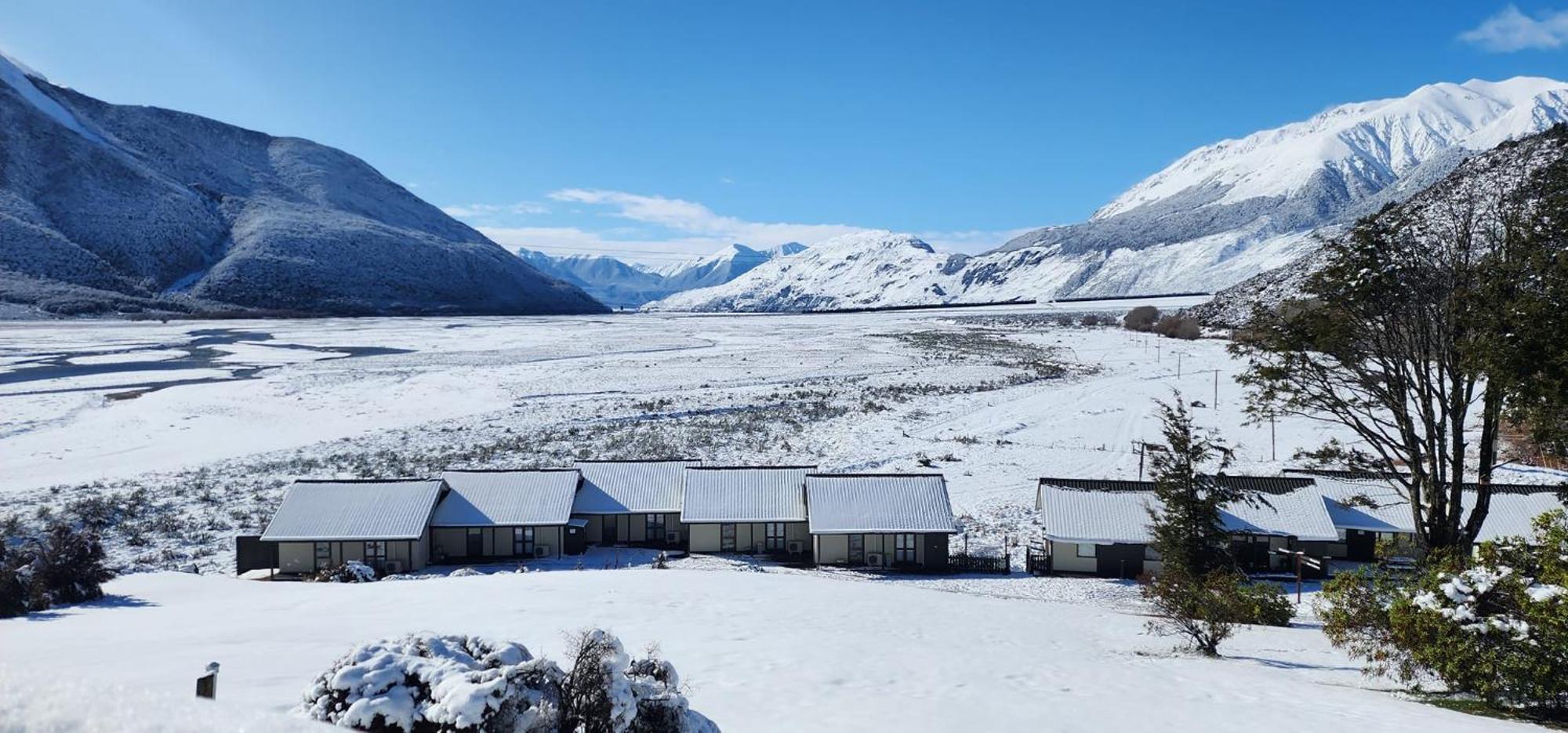 The Bealey Hotel Arthur's Pass Exteriör bild